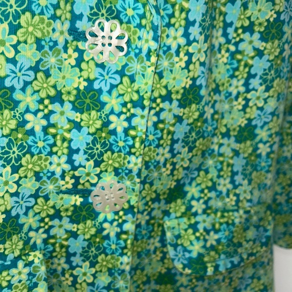 David Brooks floral skirt suits. Size 8. Super cute outfit Daisy button details. - Picture 4 of 13